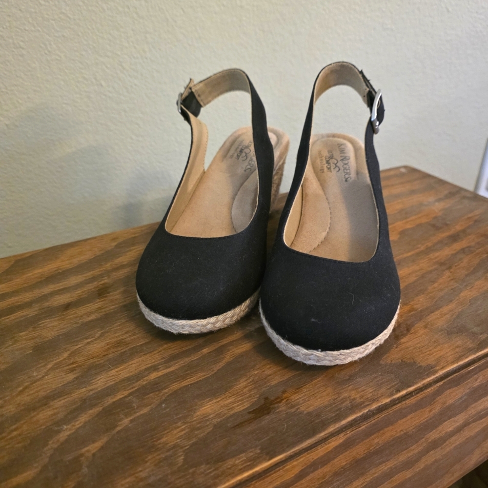 Kim Rogers Woman Black Size 6.5